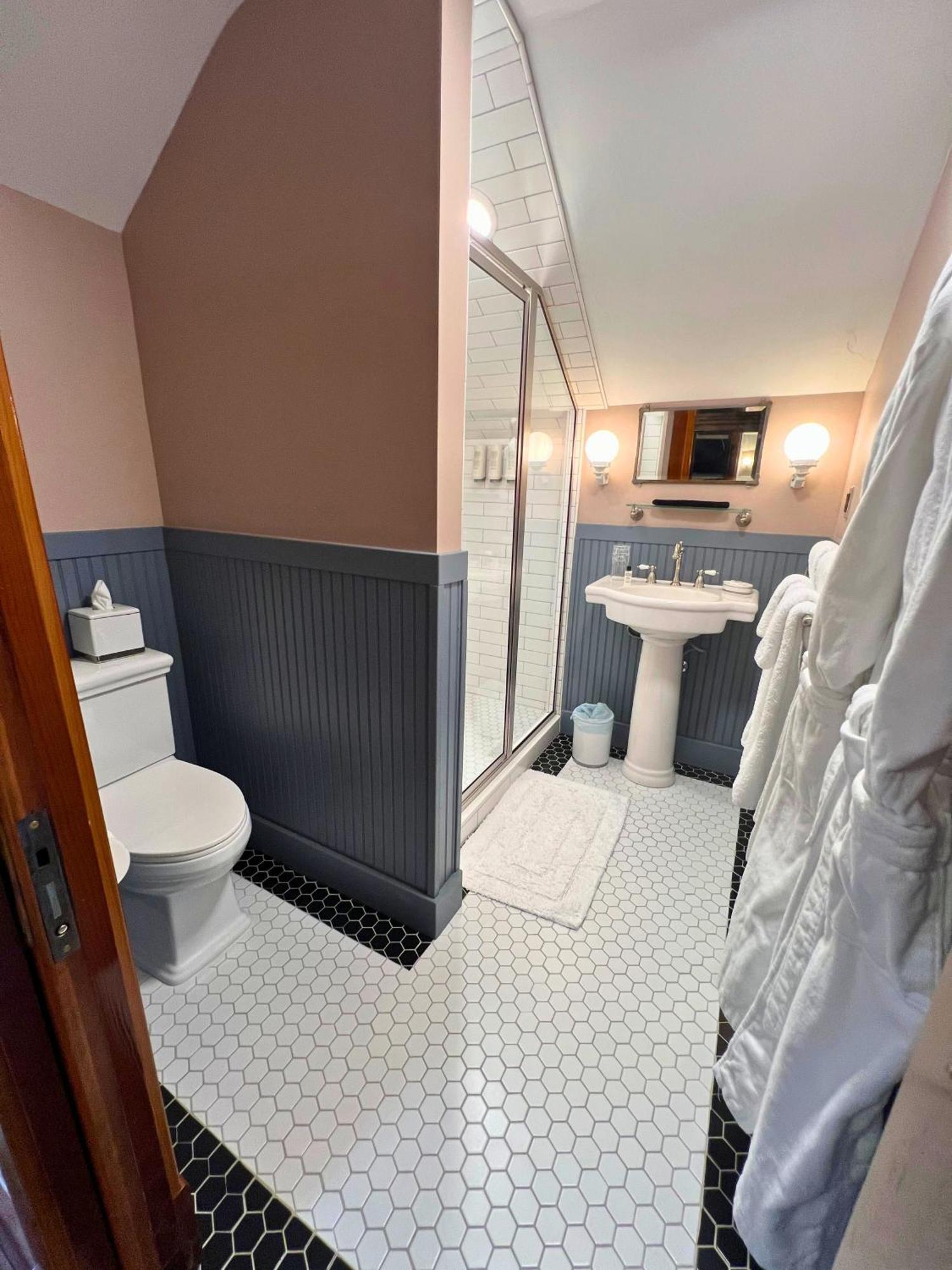 Martha'S Bed And Breakfast Lincoln Esterno foto